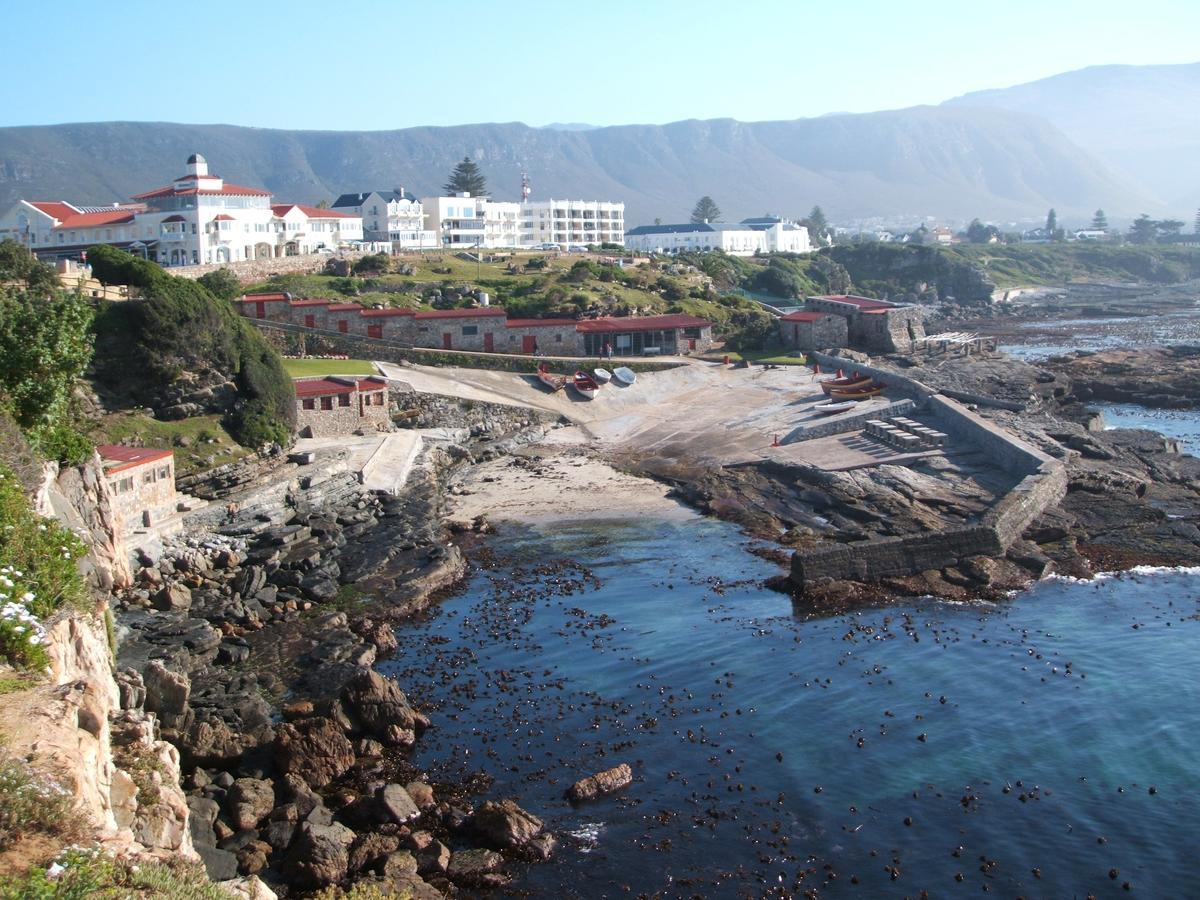 Smuts Ave. Guest Rooms Hermanus Exterior photo